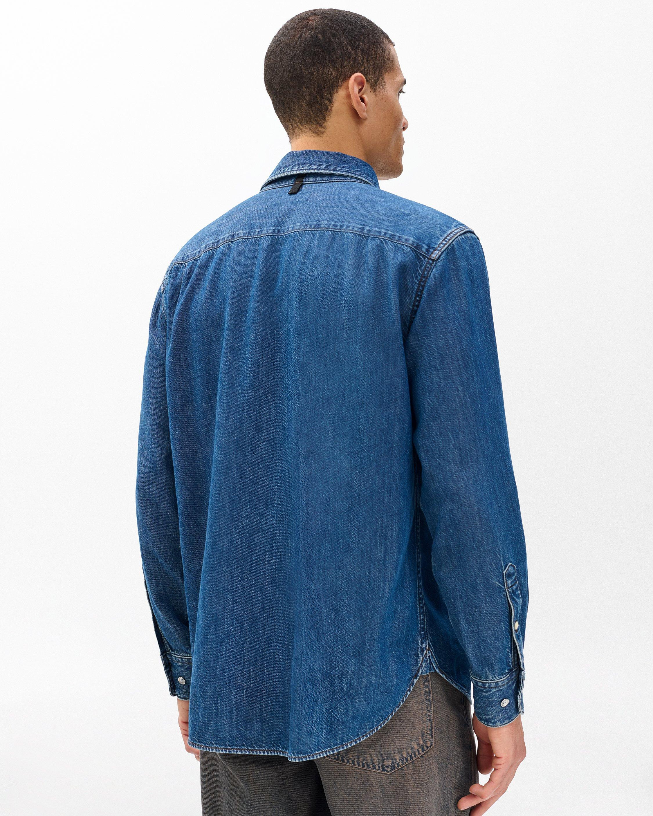 Finch Denim Shirt
Ultra Featherweight in Kenmore - 5