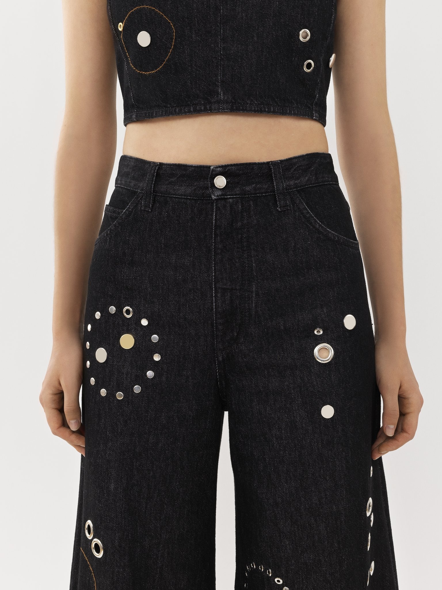 EMBELLISHED RAVE JEANS - 7