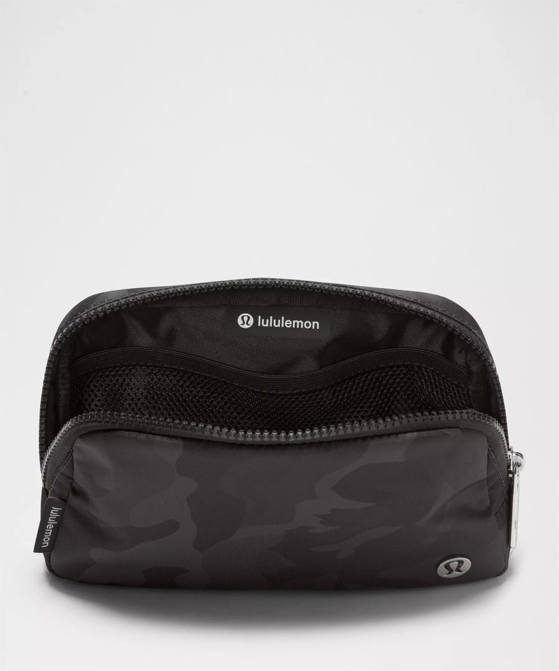 Everywhere Belt Bag 1L 5