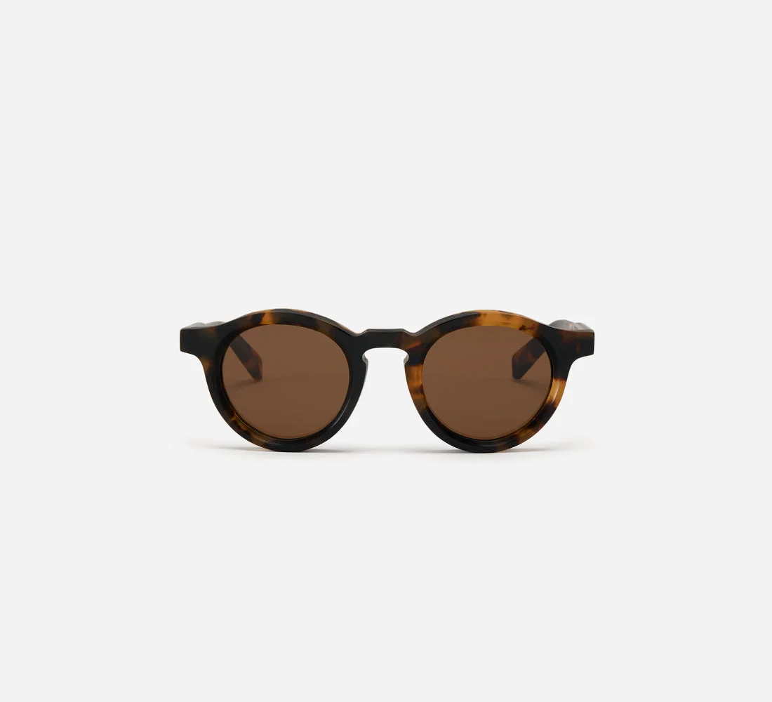 P3 Round - SP-01 - Tortoise/Brown - 1