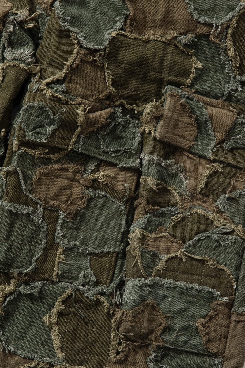 WHO DECIDES WAR FIELD CAMO CARGO SHORT outlook