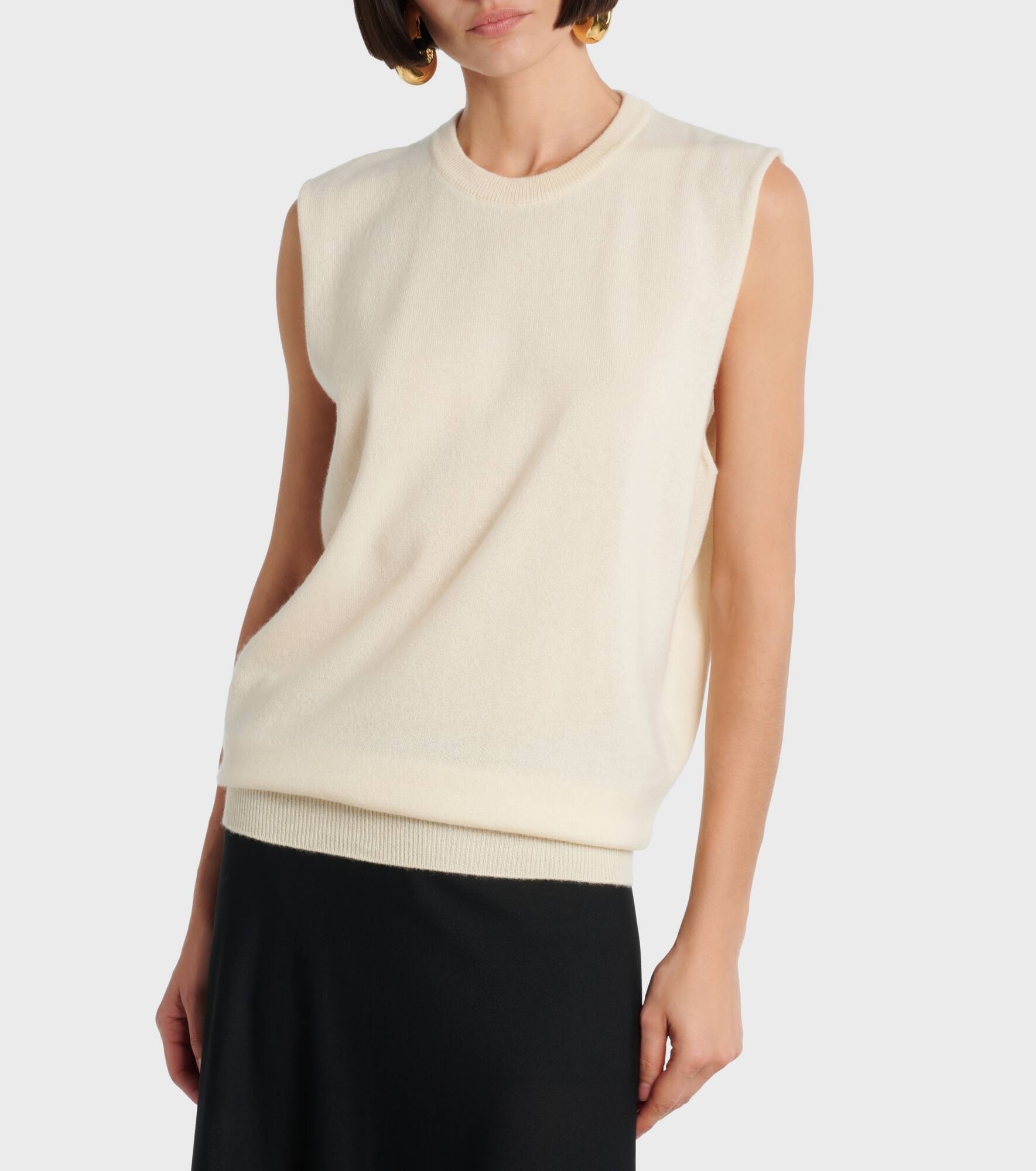 Cashmere sweater vest - 5