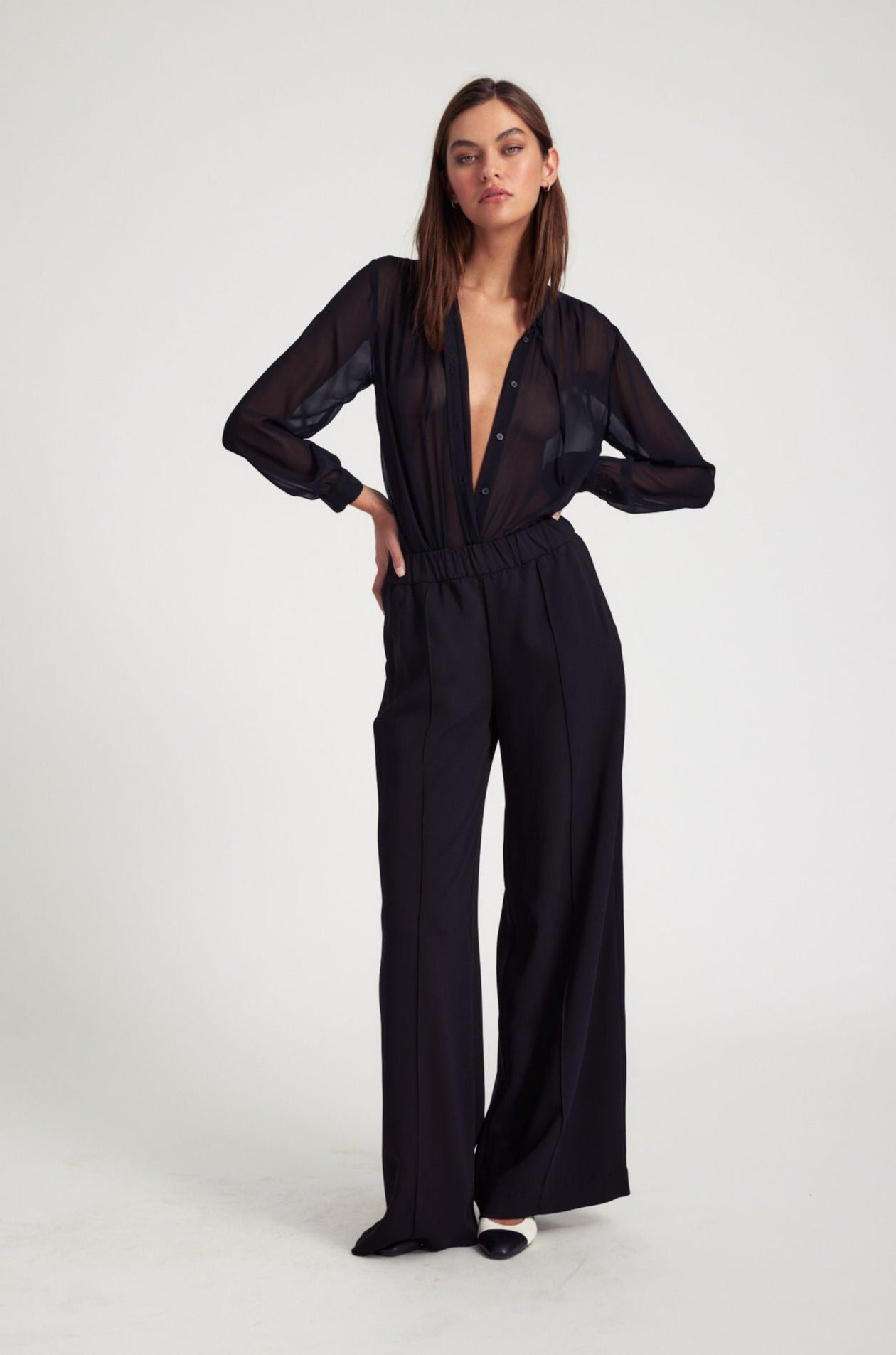 BLACK CREPE WIDE LEG PINTUCK TROUSERS - 4