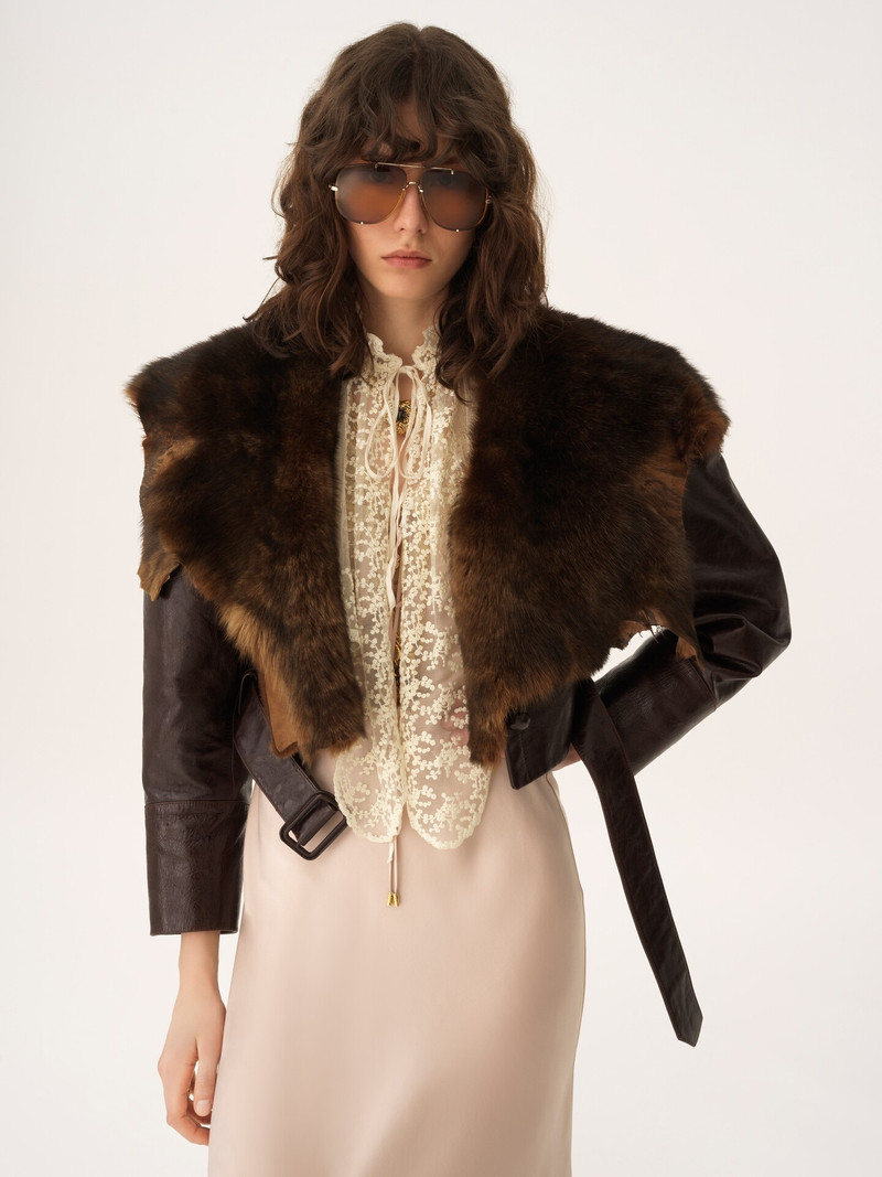 CROPPED FITTED JACKET IN LEATHER 3