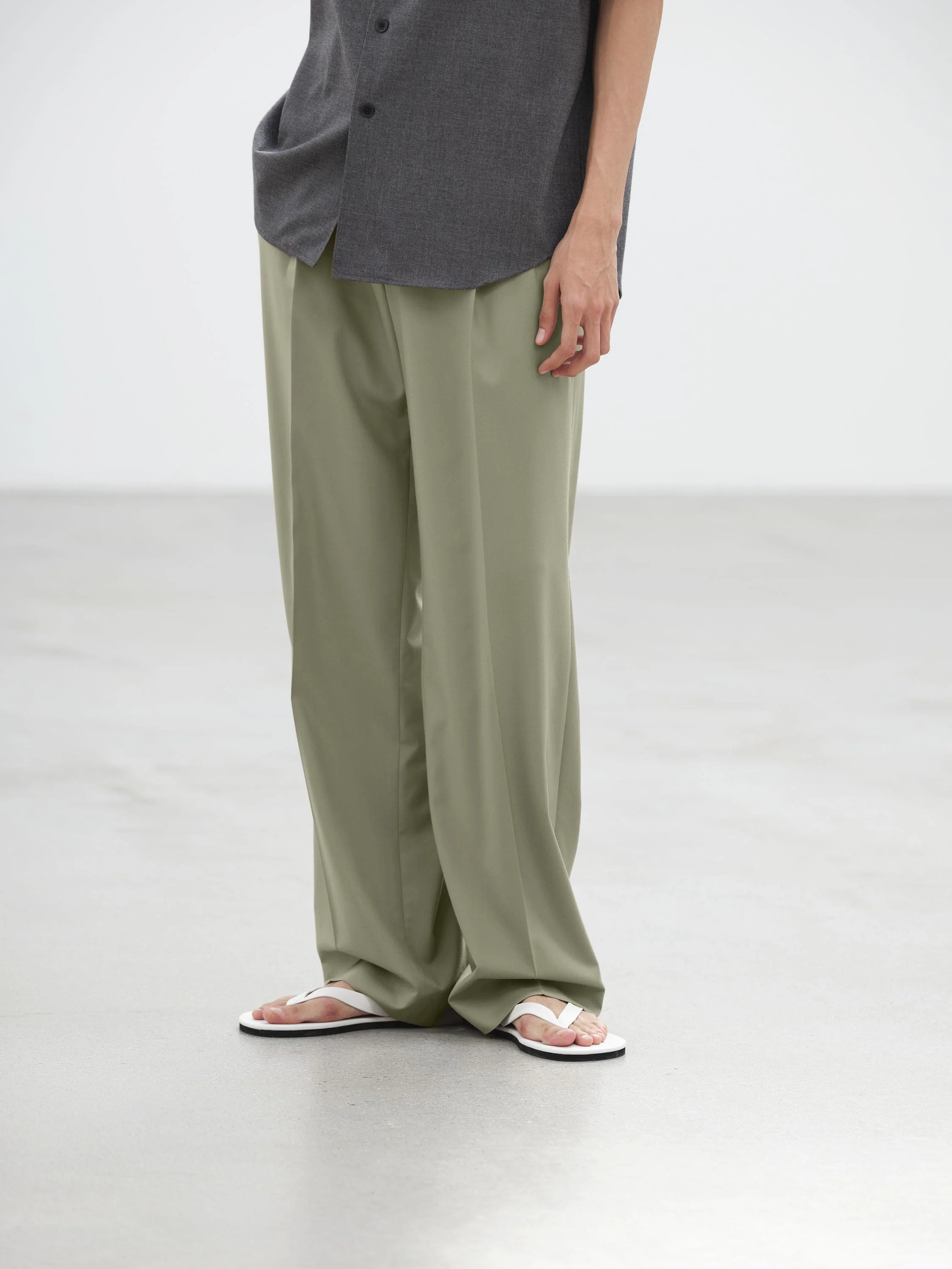 M*i様 ULTRA FINE TROPICAL WOOL TWO-TUCK S AURALEE ULTRA FINE TROPICAL WOOL TWO-TUCK SLACKS - A26SP02MT#6018