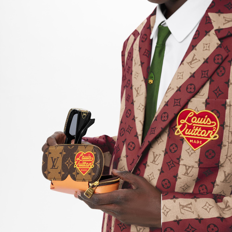 Louis Vuitton GM Glasses Case outlook