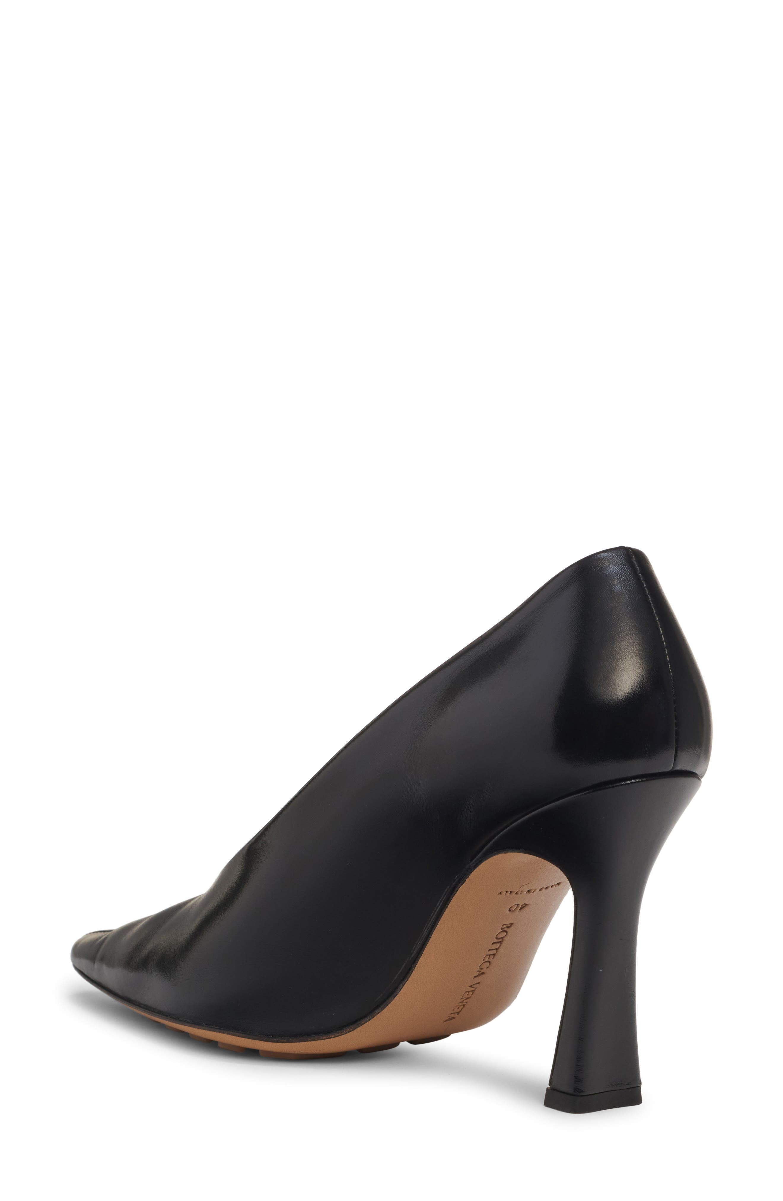 Bottega Veneta Cushion Pump in 1000 Black at Nordstrom - 2