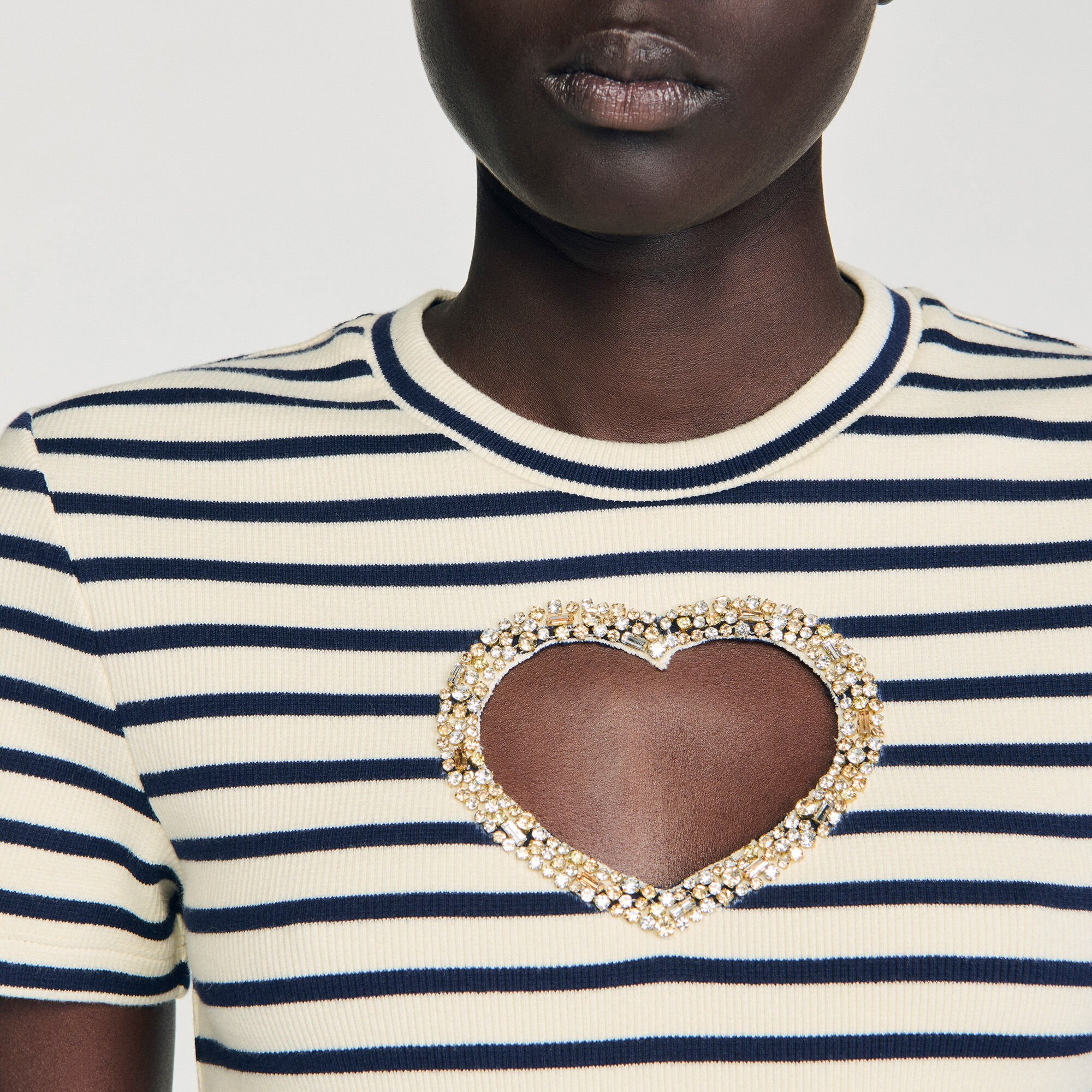 RHINESTONE HEART T-SHIRT - 3