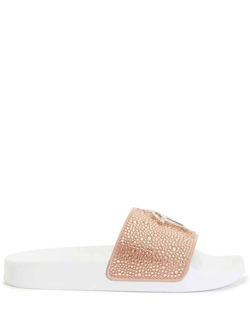 Brett embellished 슬라이드 1