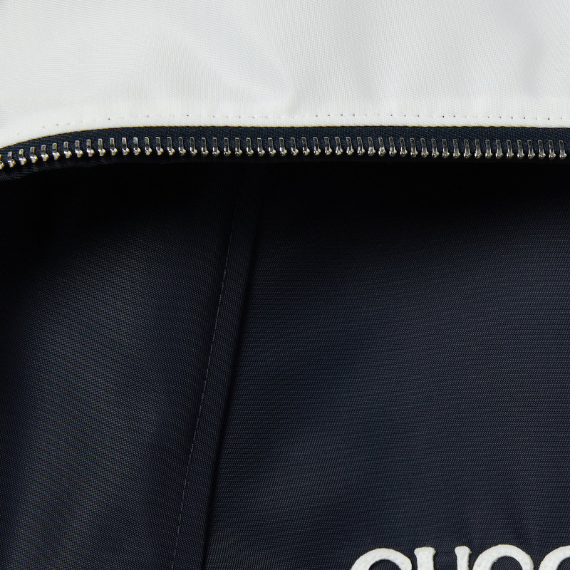 Nylon twill jacket with patch 7