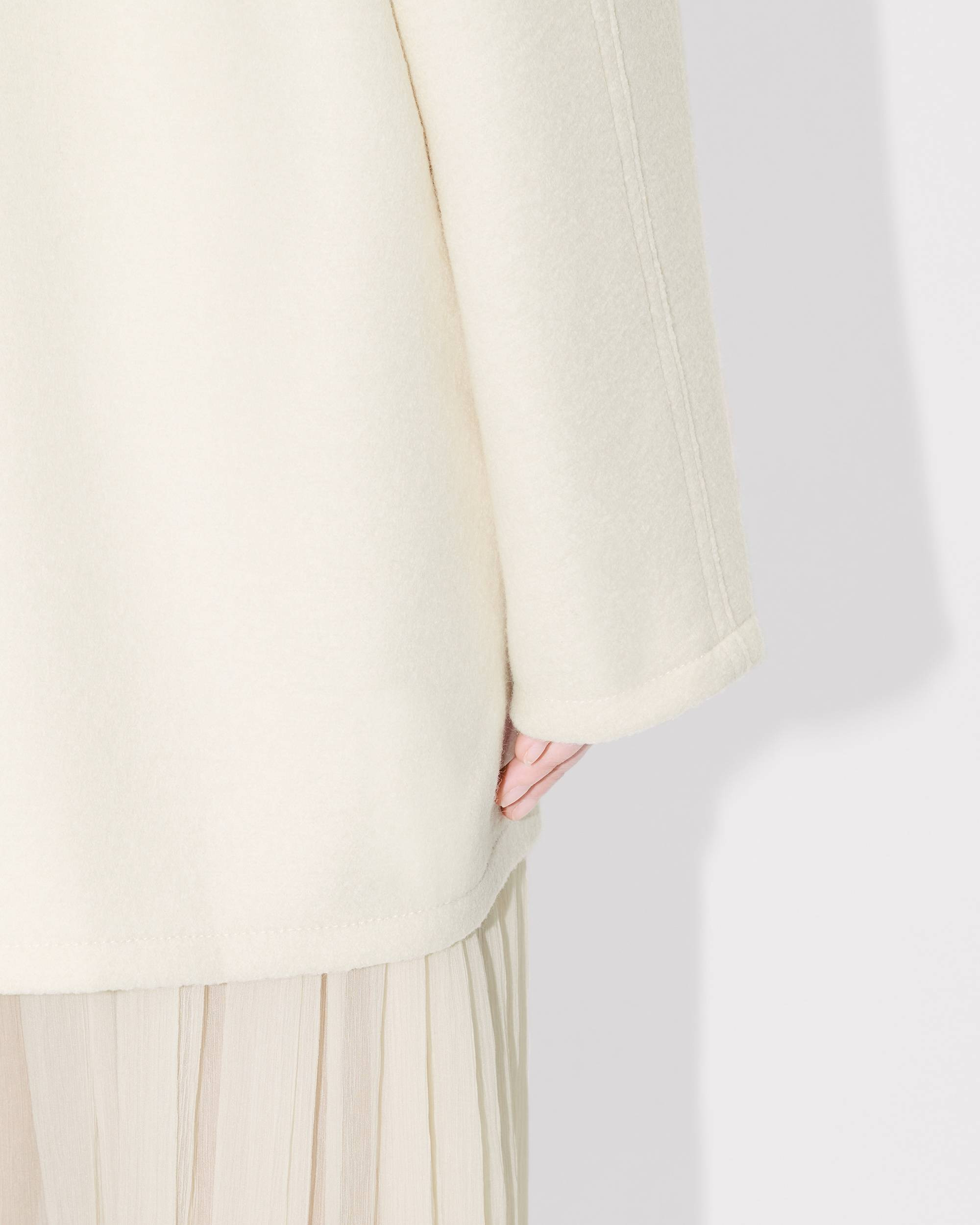 Officer coat in virgin wool - 9