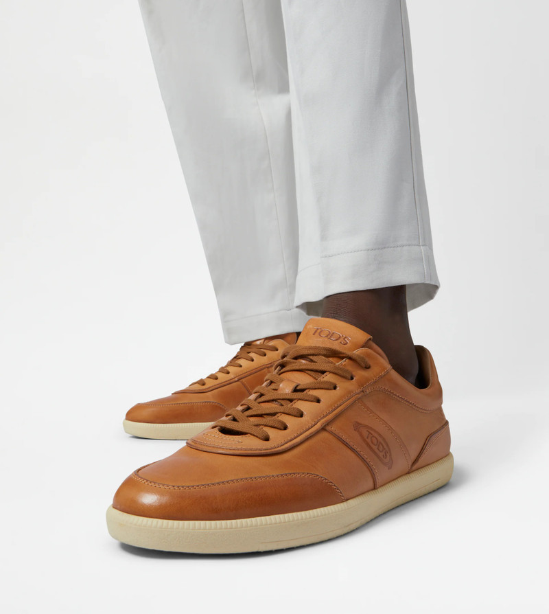 Tod's TOD'S TABS SNEAKERS IN LEATHER - BROWN outlook