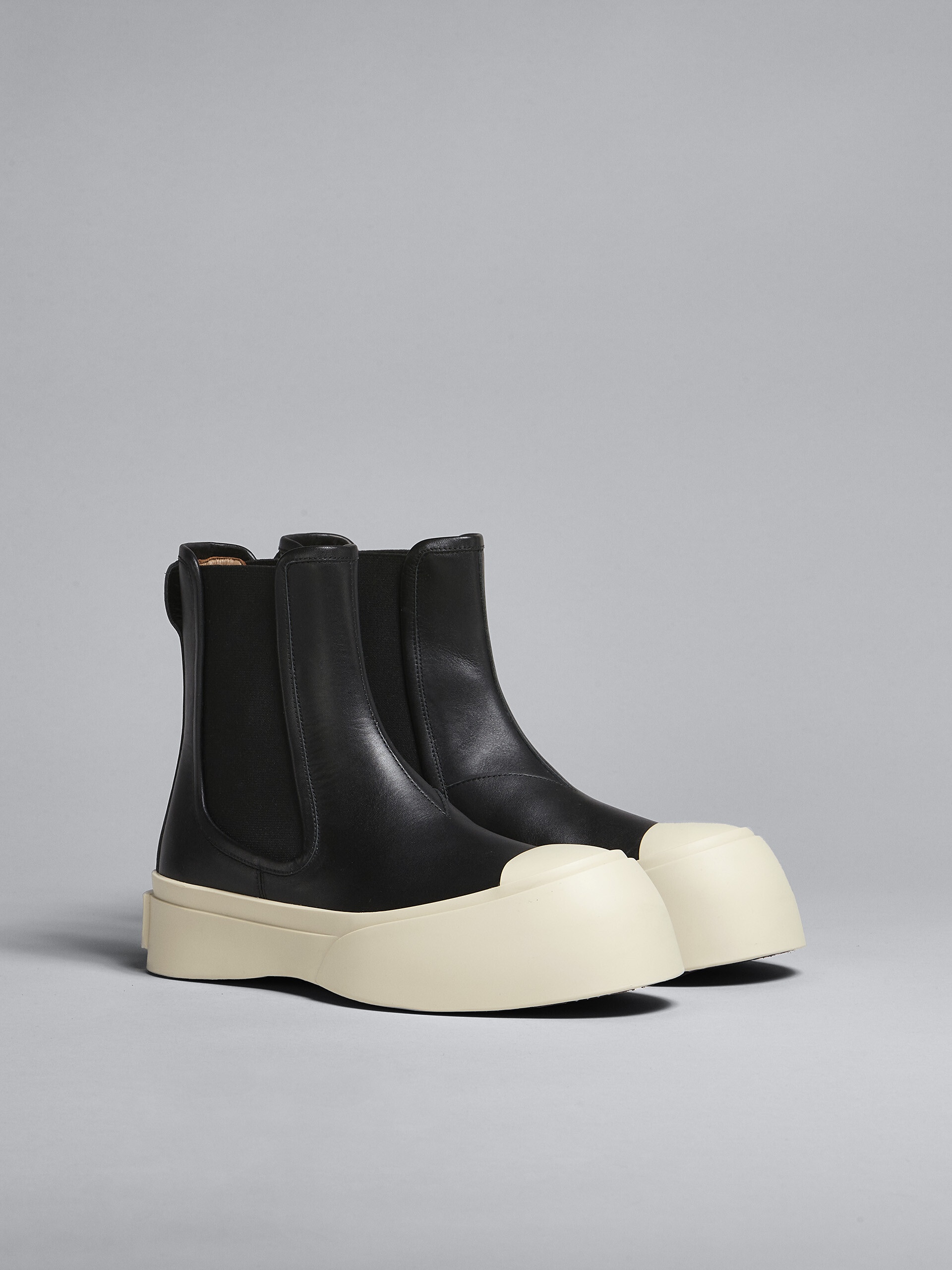 BLACK LEATHER PABLO CHELSEA BOOT - 2