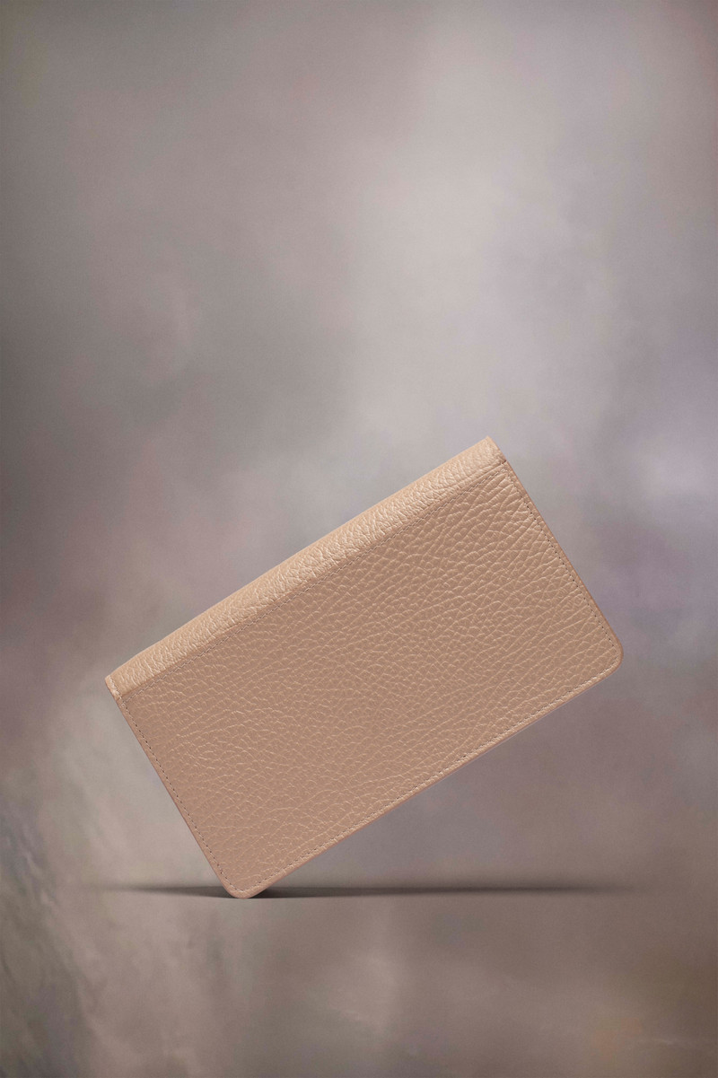 Four stitches chain wallet 3