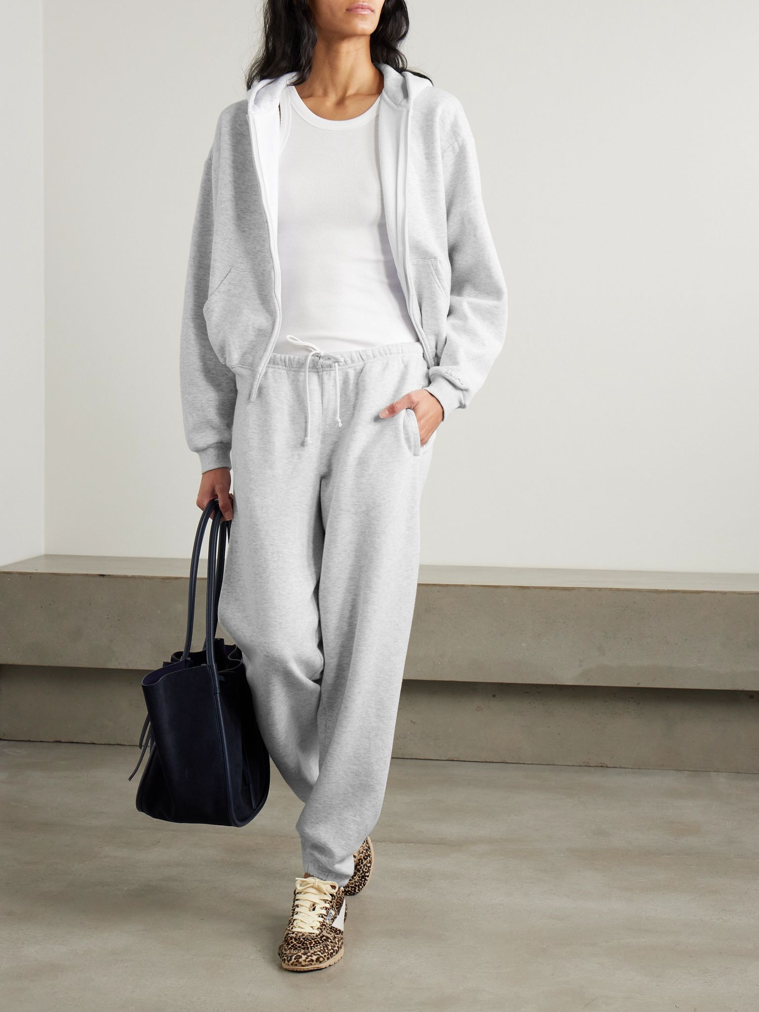 Classic Zip Up Hoodie - Light Heather Grey Light gray - 3