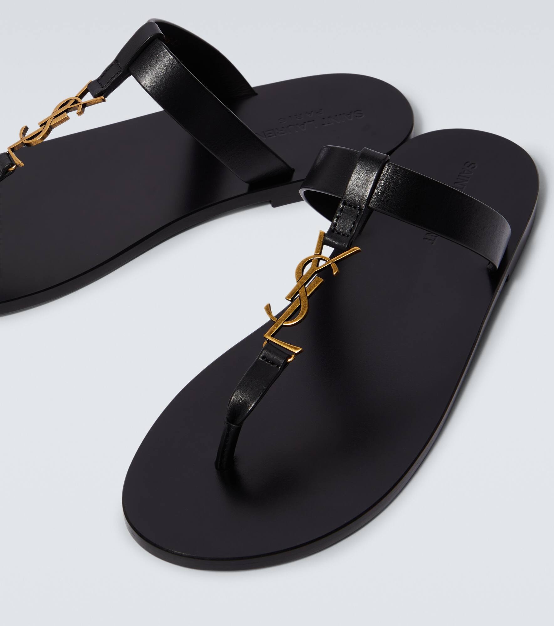 Cassandre leather thong sandals - 2