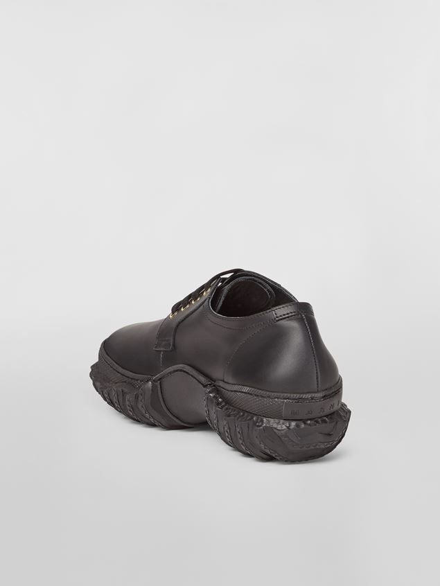 LACE-UP IN SMOOTH CALFSKIN WITH CORRUGATED RUBBER SOLE - 3