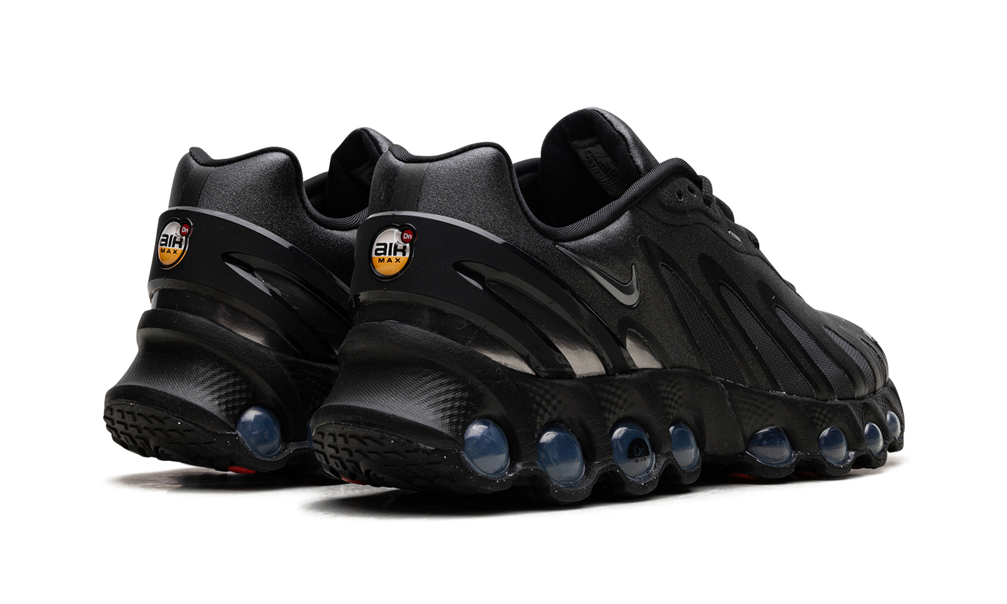Air Max Dn8 WMNS "Black Metallic Dark Grey" - 3