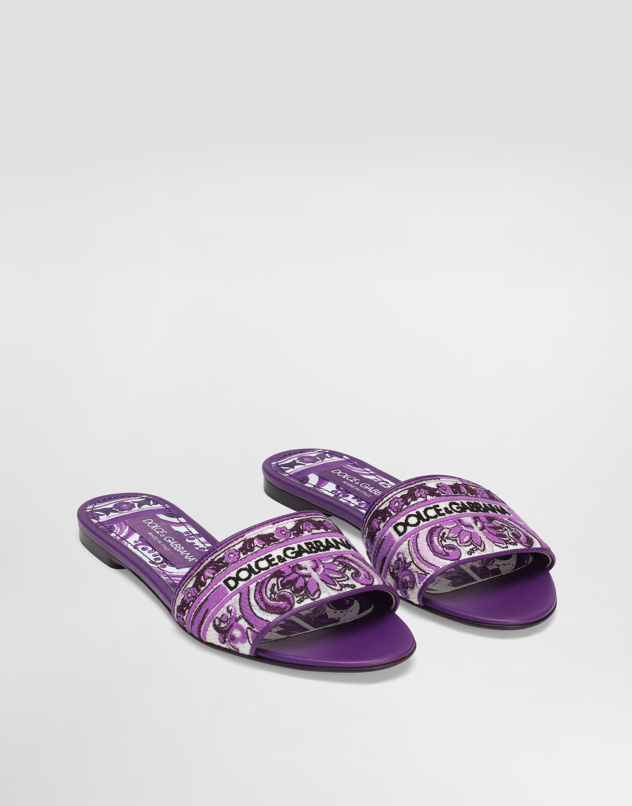 Embroidered slides - 2