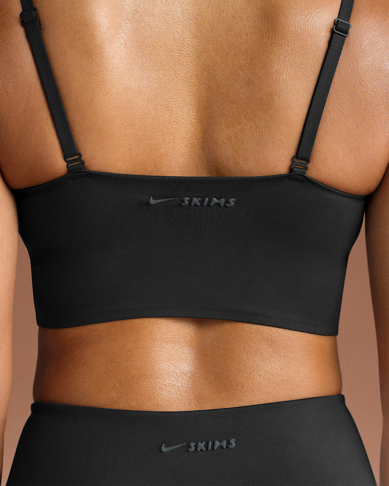 NikeSKIMS Matte Women's Cami Longline Bra 6
