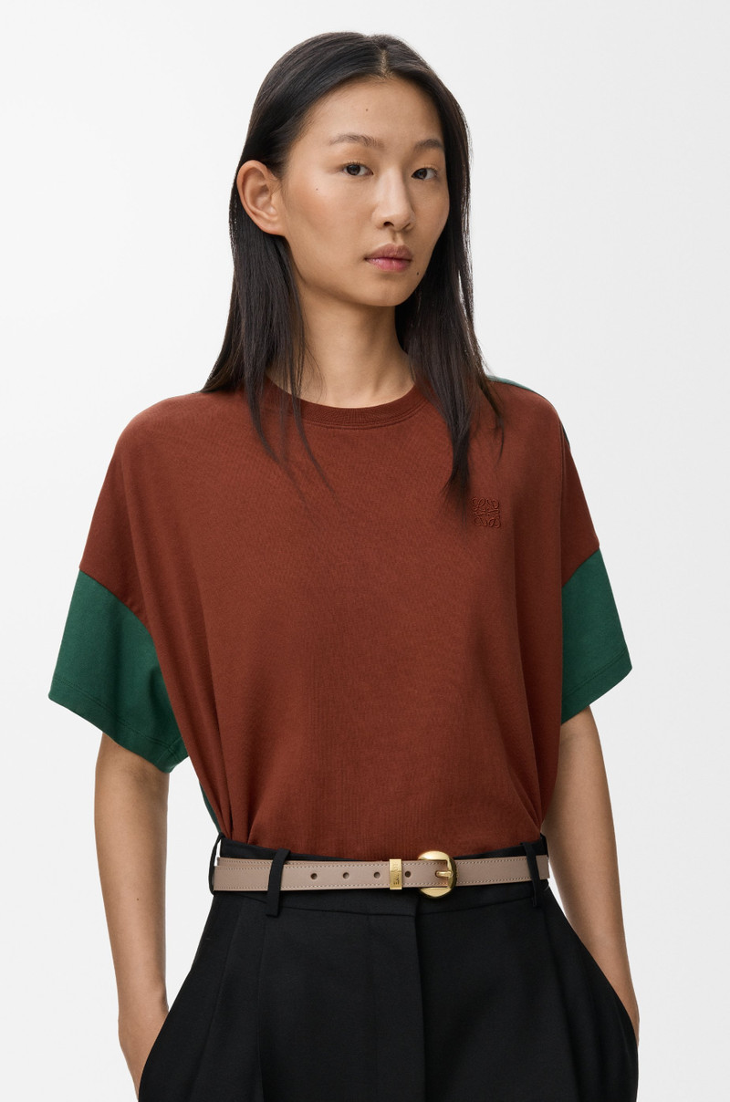 Loewe Pebble belt in smooth calfskin outlook