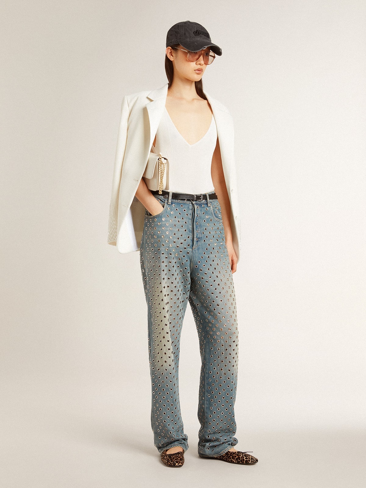 Sleeveless top embroidered with worn-white ribbing - 3