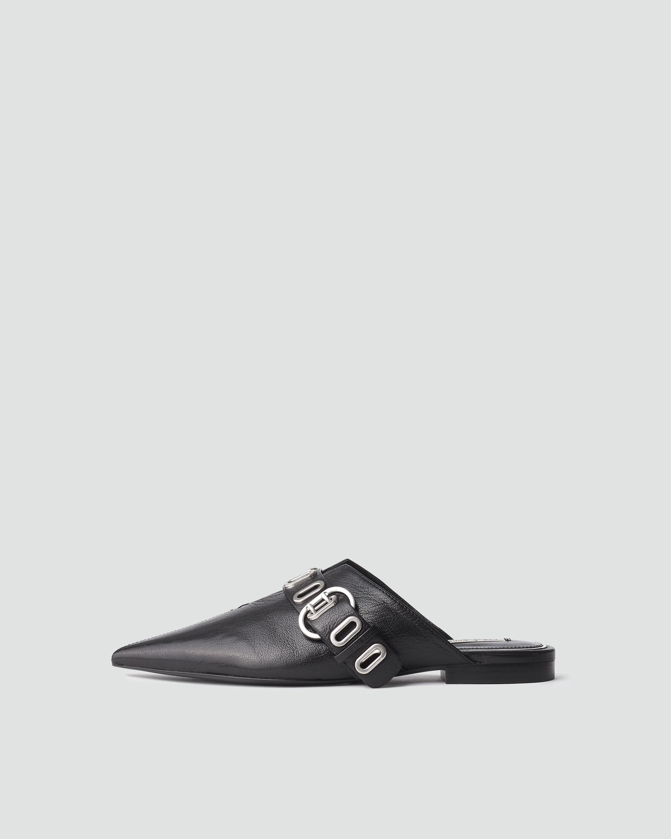 Victory Slide - Leather
Slip-On Flat - 1