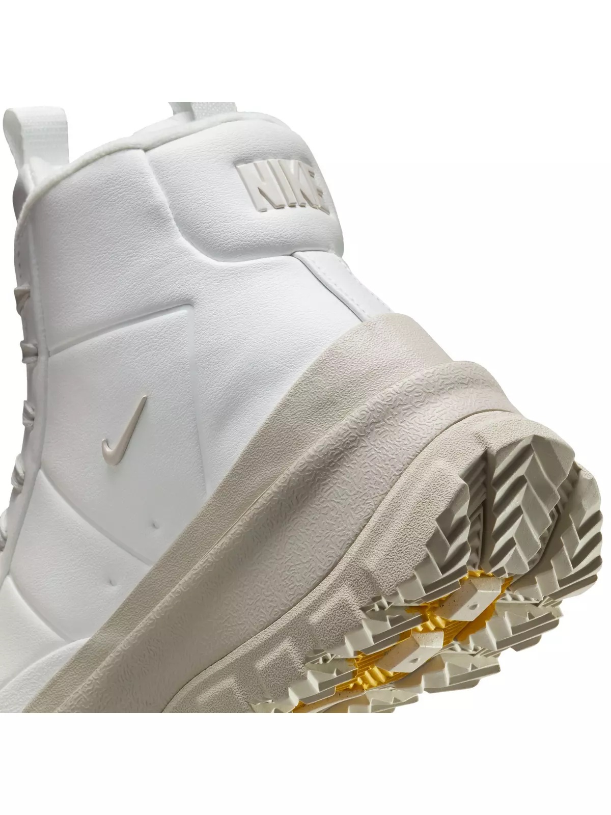 Blazer Roam Mid "Summit White" Women's Shoe - 5