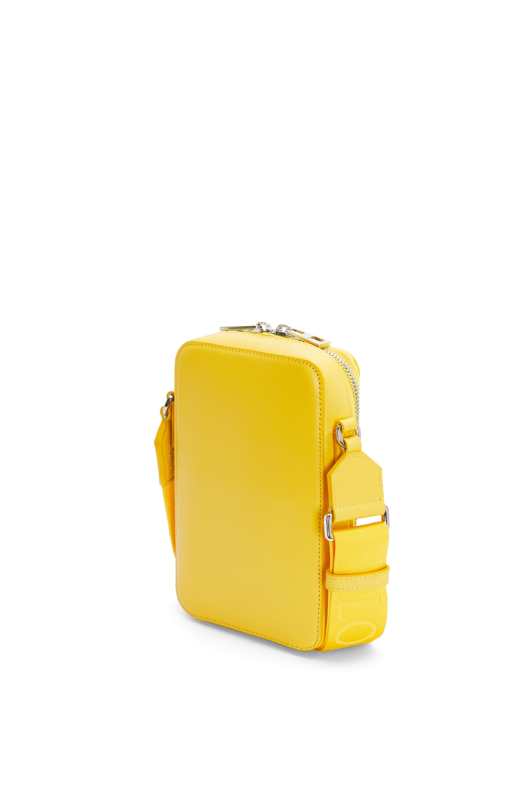 Vertical Crossbody Pocket in satin calfskin - 3
