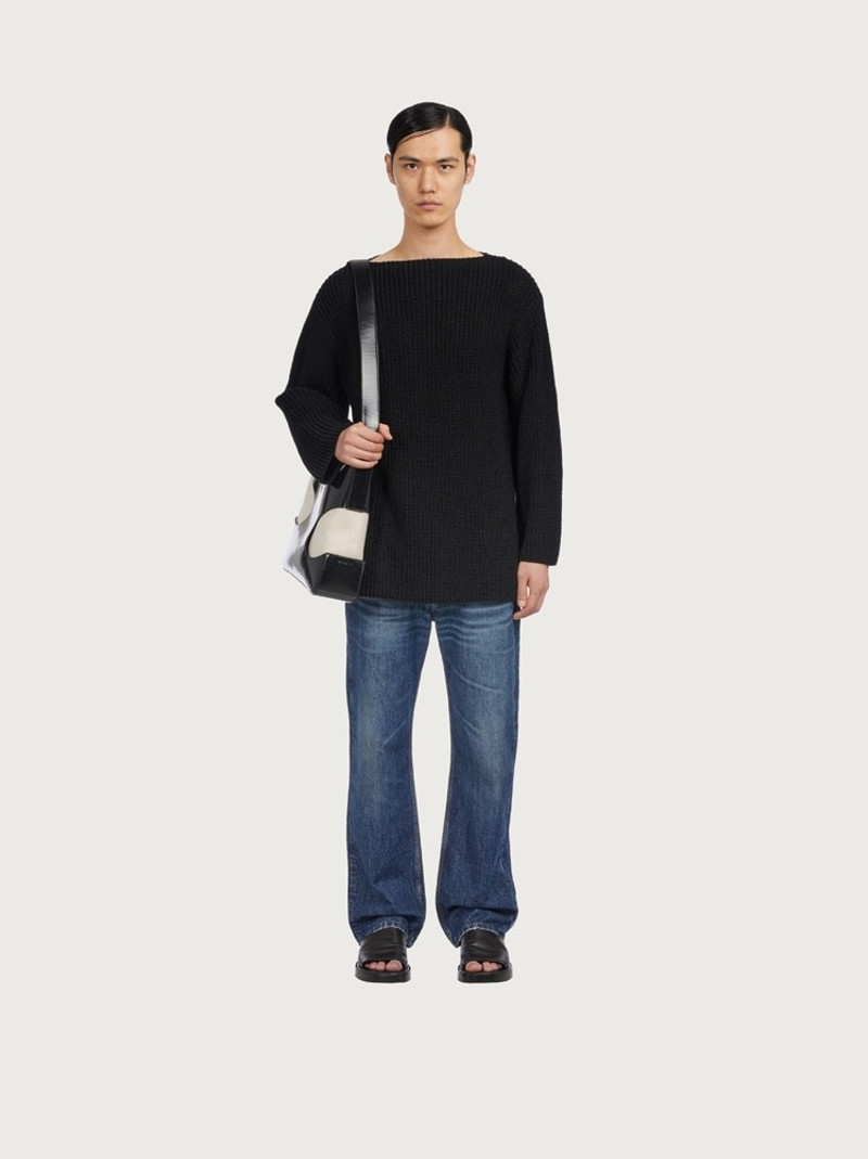 FERRAGAMO SHOULDER BAG WITH CUT-OUT DETAILING outlook