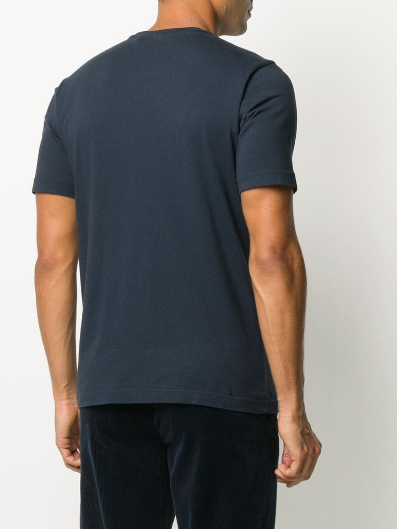 plain t-shirt 4