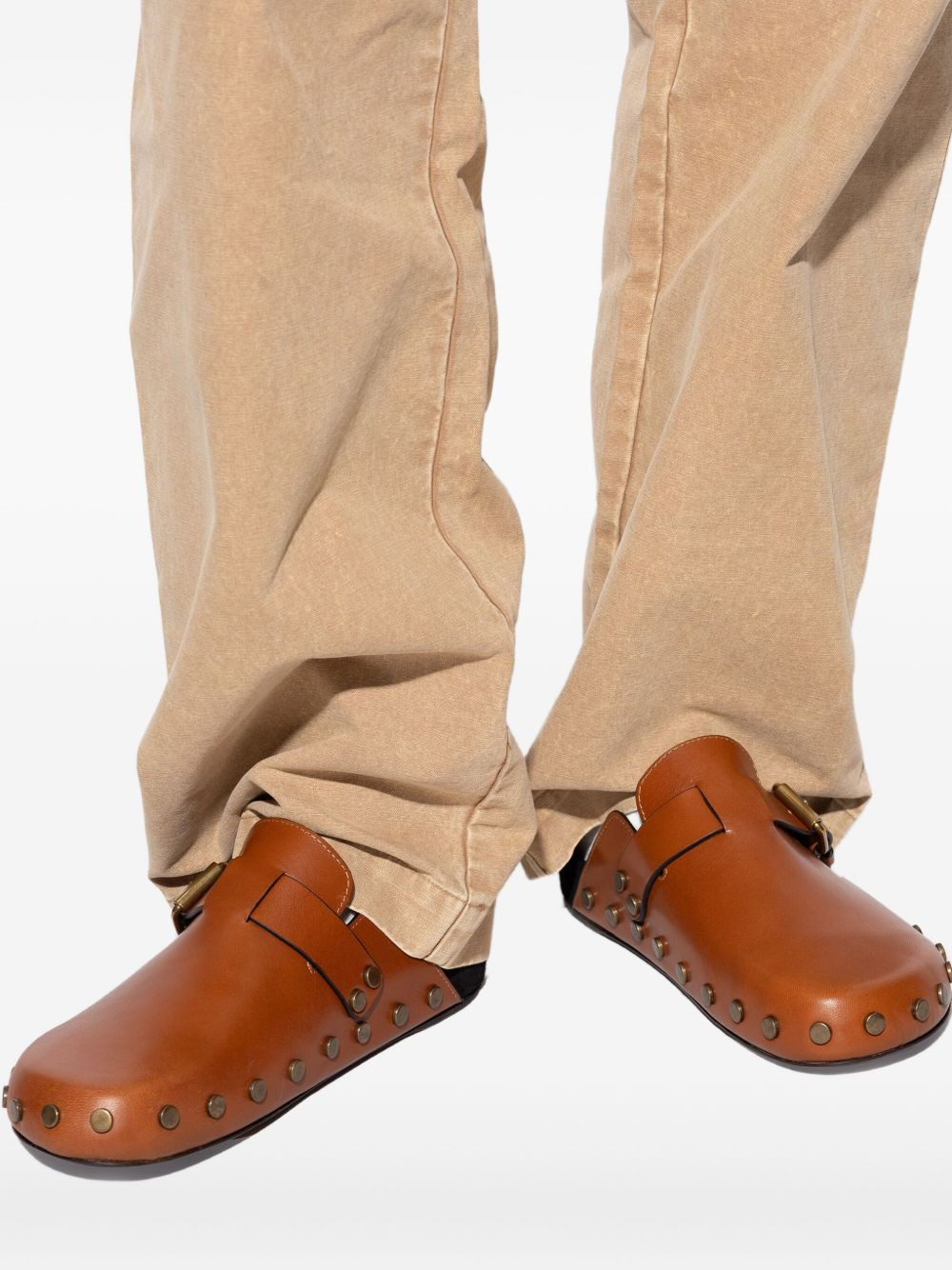 buckle-fastening studded clogs - 5