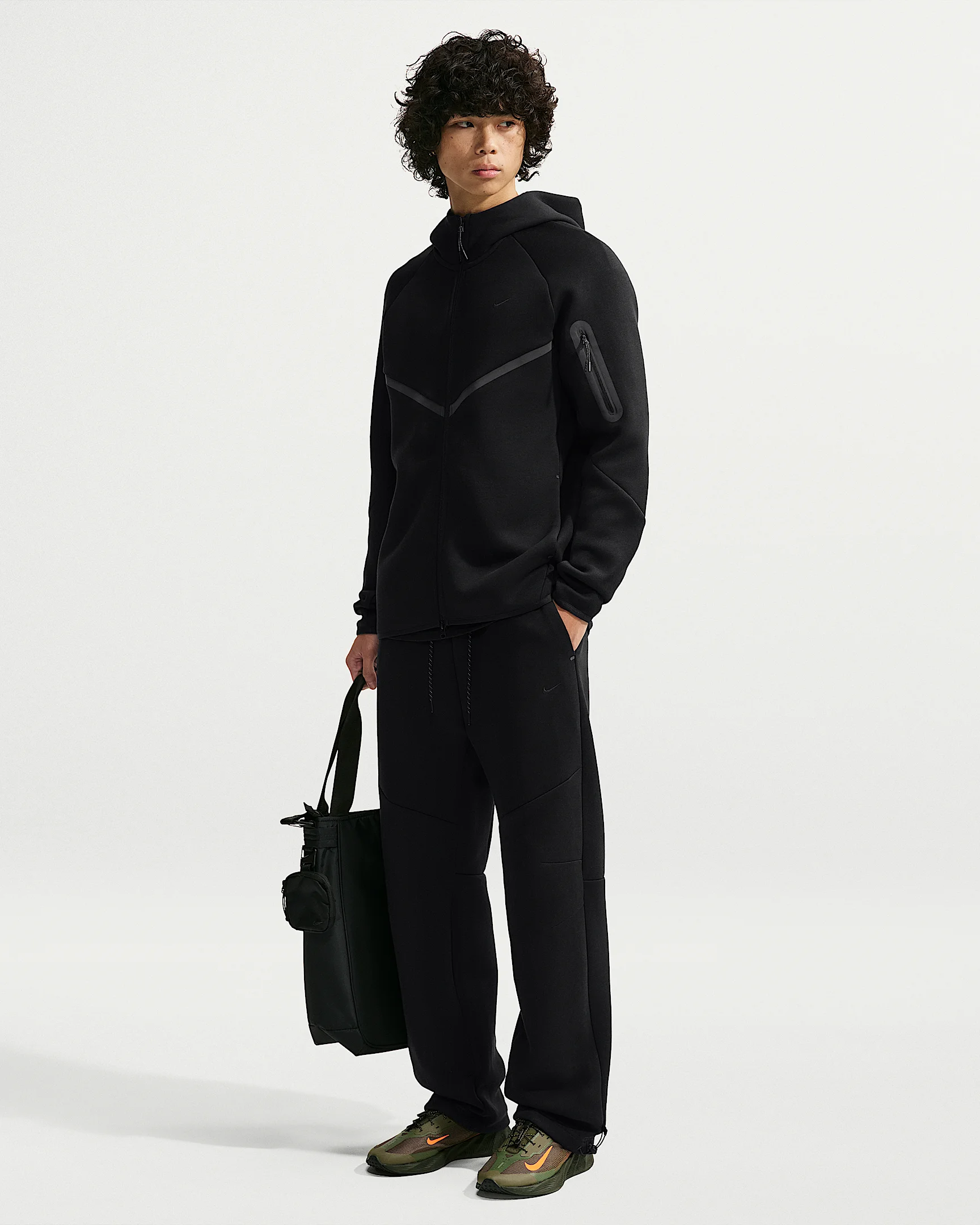 Nike Tech Men's Fleece Open-Hem Pants with Reflective Accents - 1
