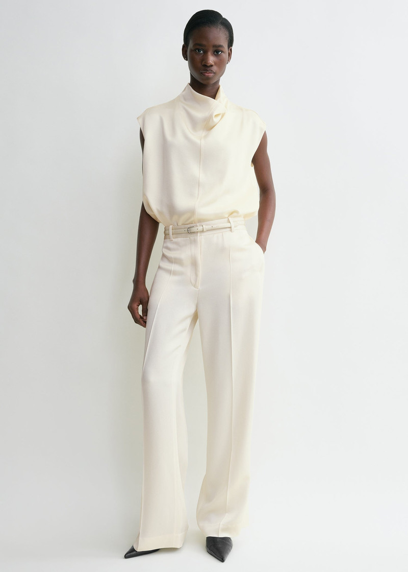 Totême Cuff-slit trousers macadamia outlook