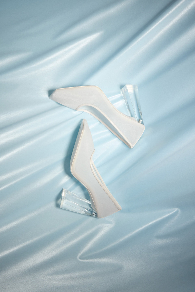 CHARLOTTE HALF GLASS PUMP WHITE MESH 4