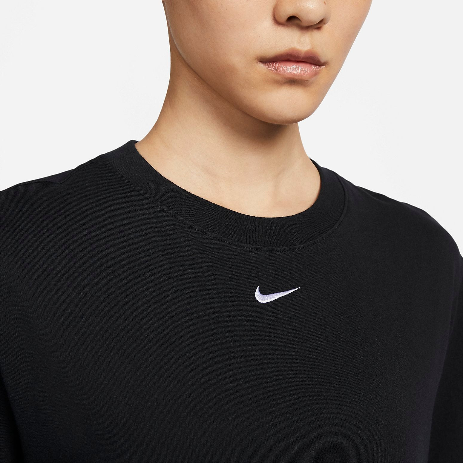(WMNS) Nike Sportswear Essential Short-sleeve T-Shirt Dress 'Black' DV7883-010 - 3