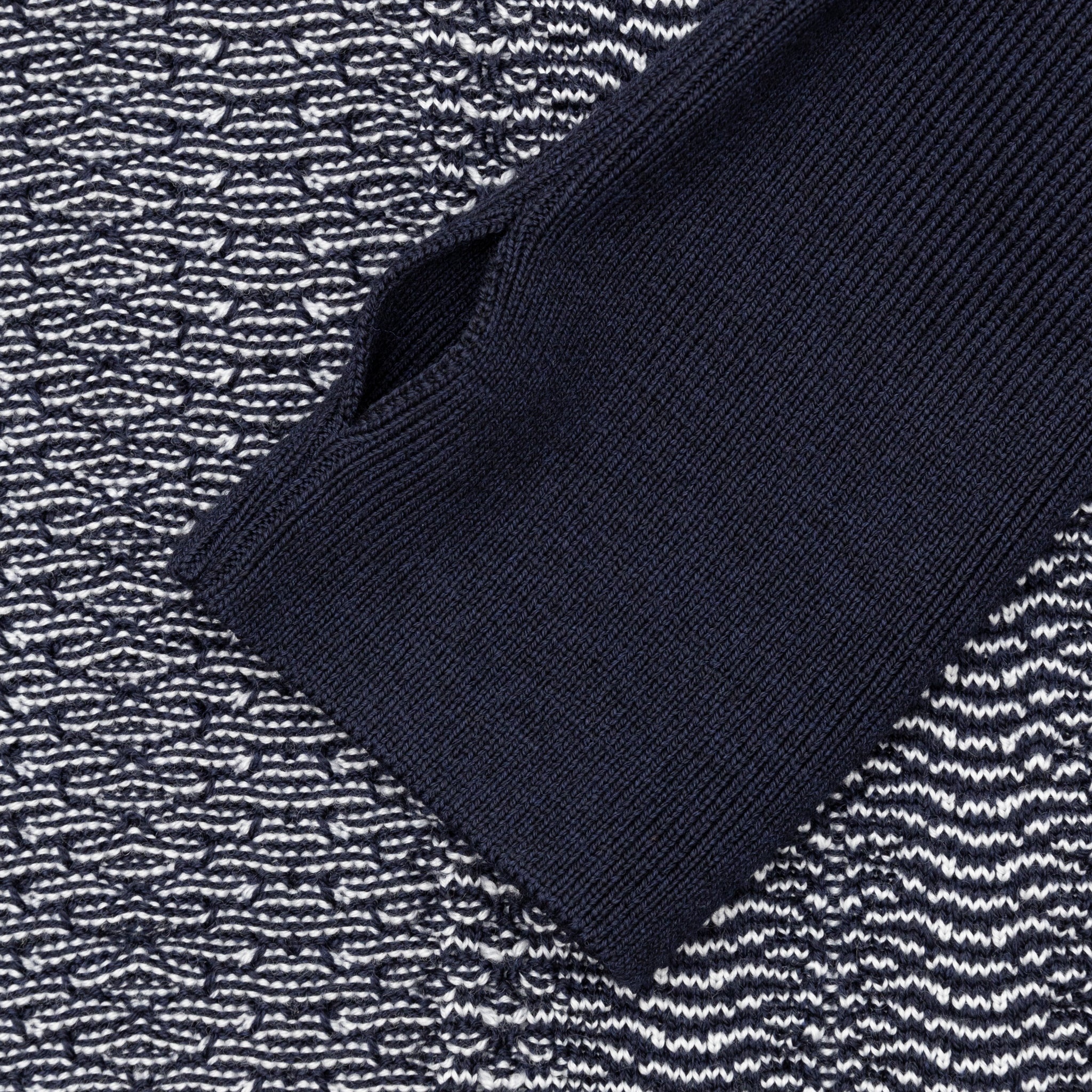WAVE KNITTED CREW NECK - 3