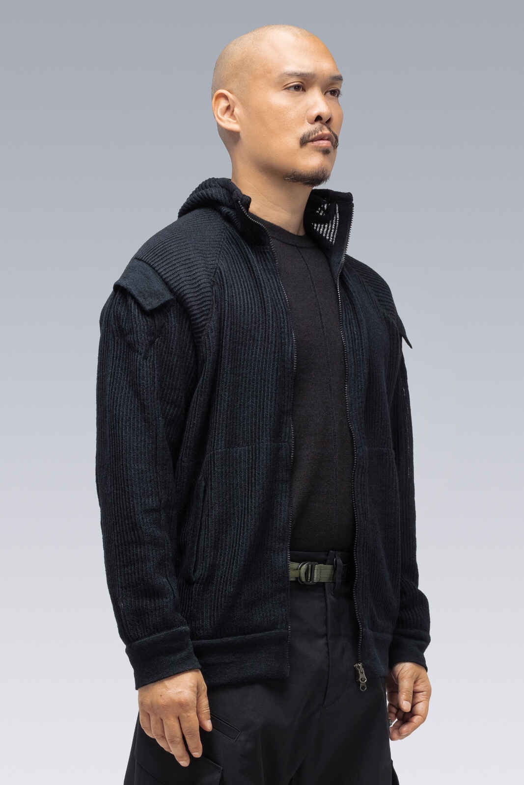 J77-AM Black - 9