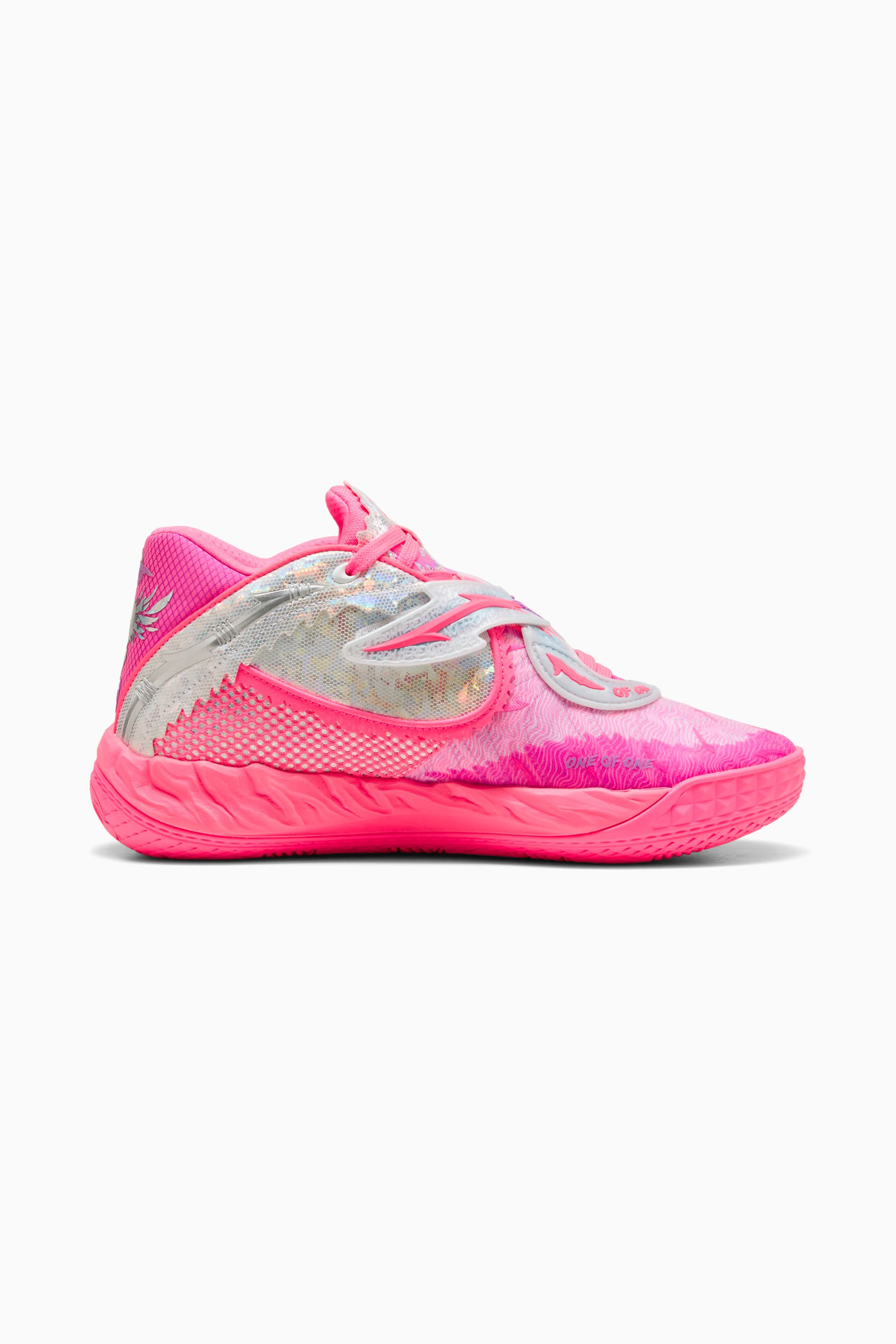 MB.05 World Tour Basketball Shoes Unisex - 7