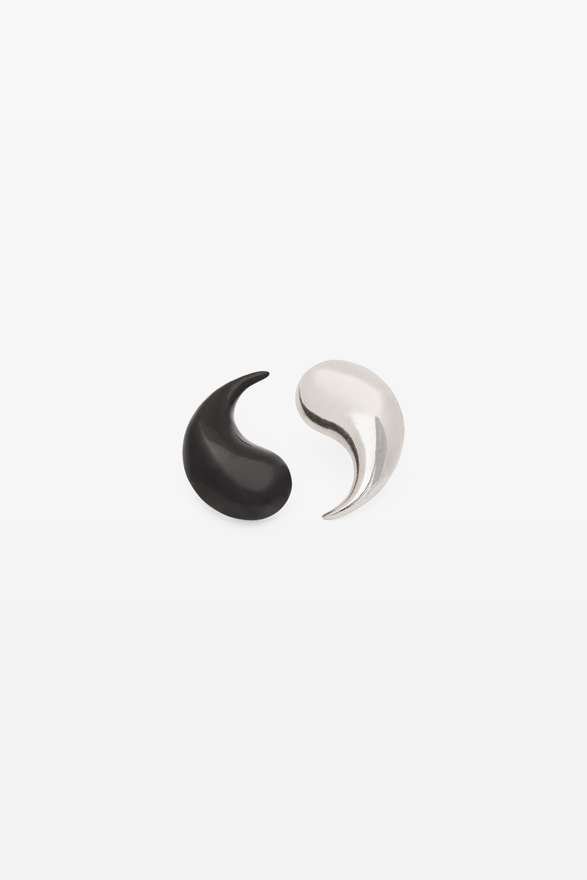 YIN YANG EARRINGS IN METAL - 1