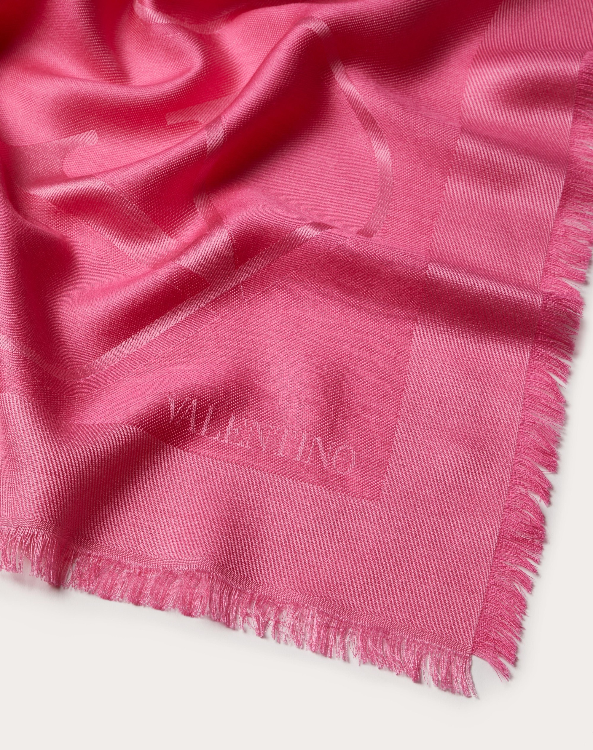 VLOGO SIGNATURE JACQUARD SHAWL IN SILK AND WOOL 140X140 CM - 3