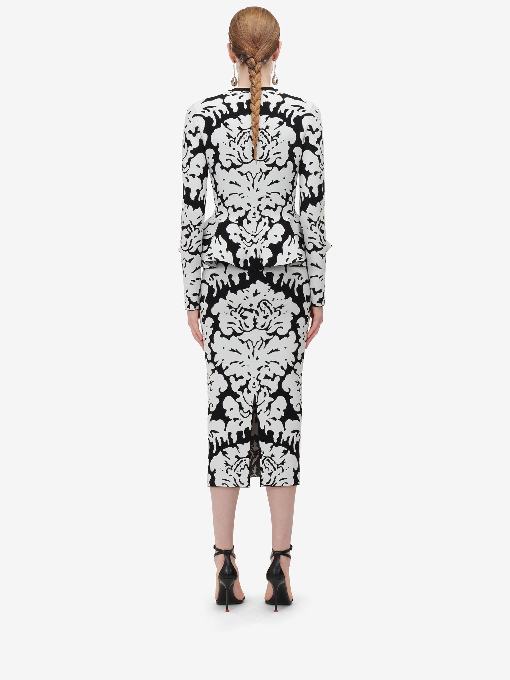 Women's Damask Jacquard Pencil Skirt in Black/white - 4