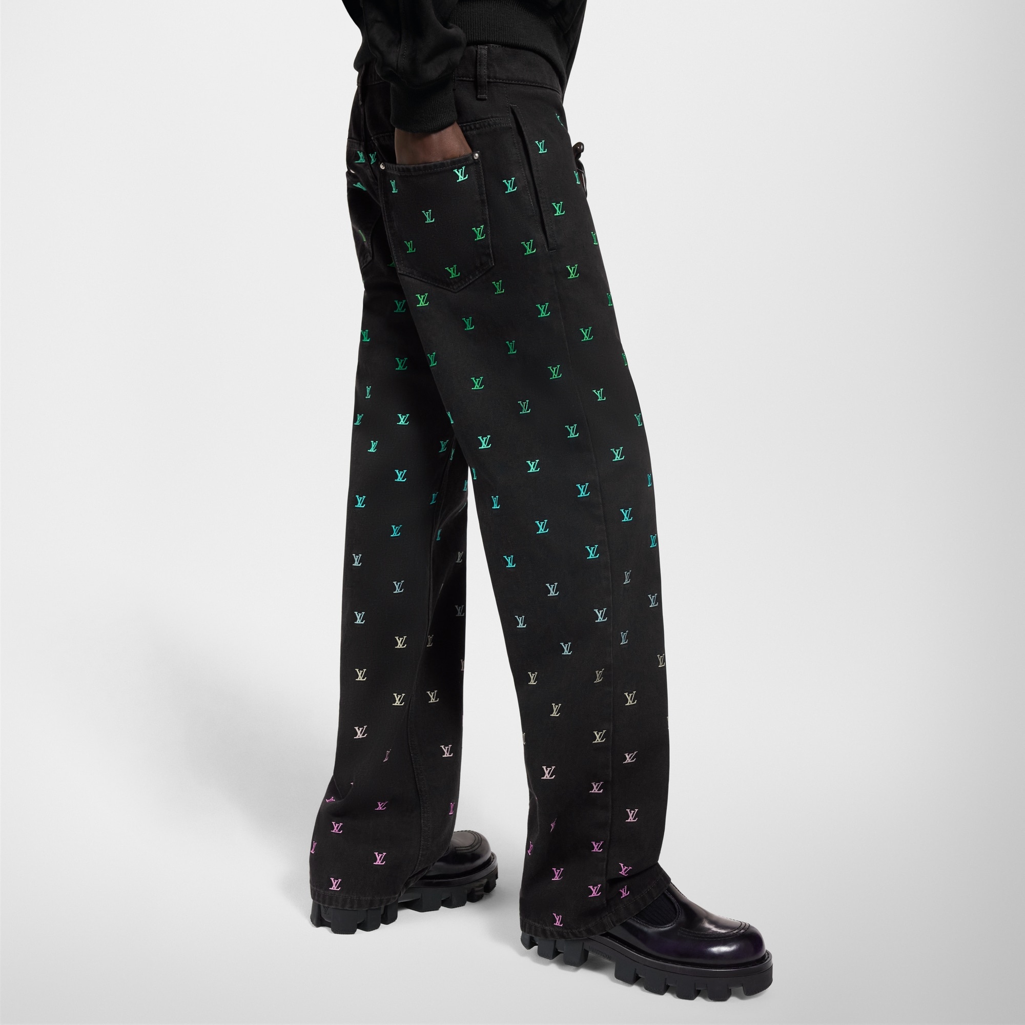 LV Blason Gradient Embroidered Denim Skate Pants - 5