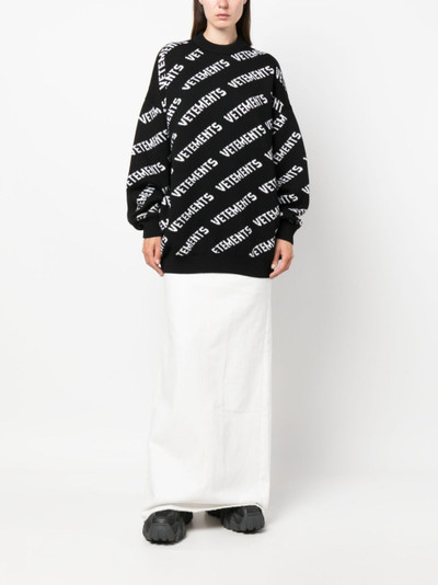 VETEMENTS logo-print knitted jumper outlook