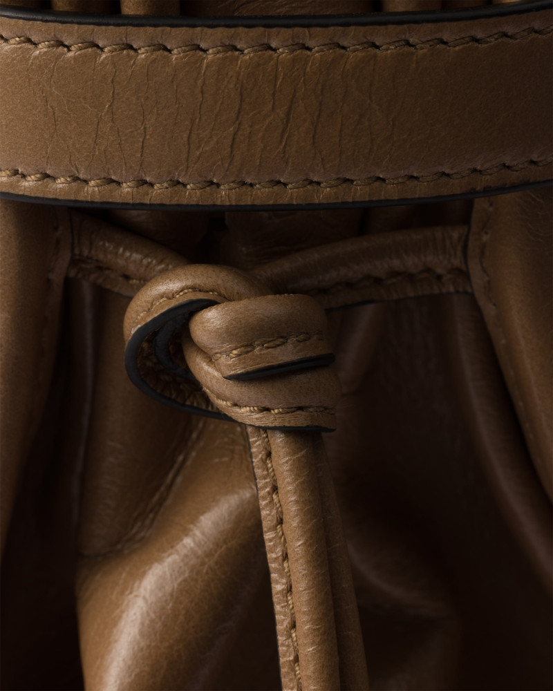 Large leather handbag 6