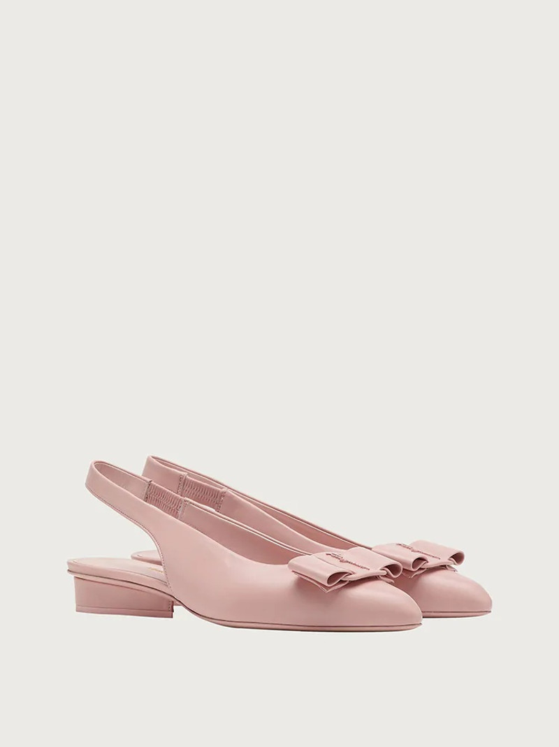 FERRAGAMO VIVA SLINGBACK outlook