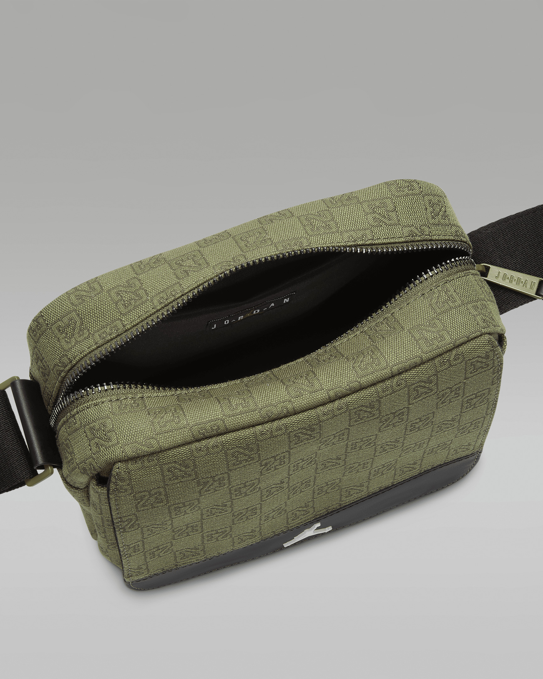 Jordan Monogram Mini Messenger Bag Messenger Bag (3.6L) - 5