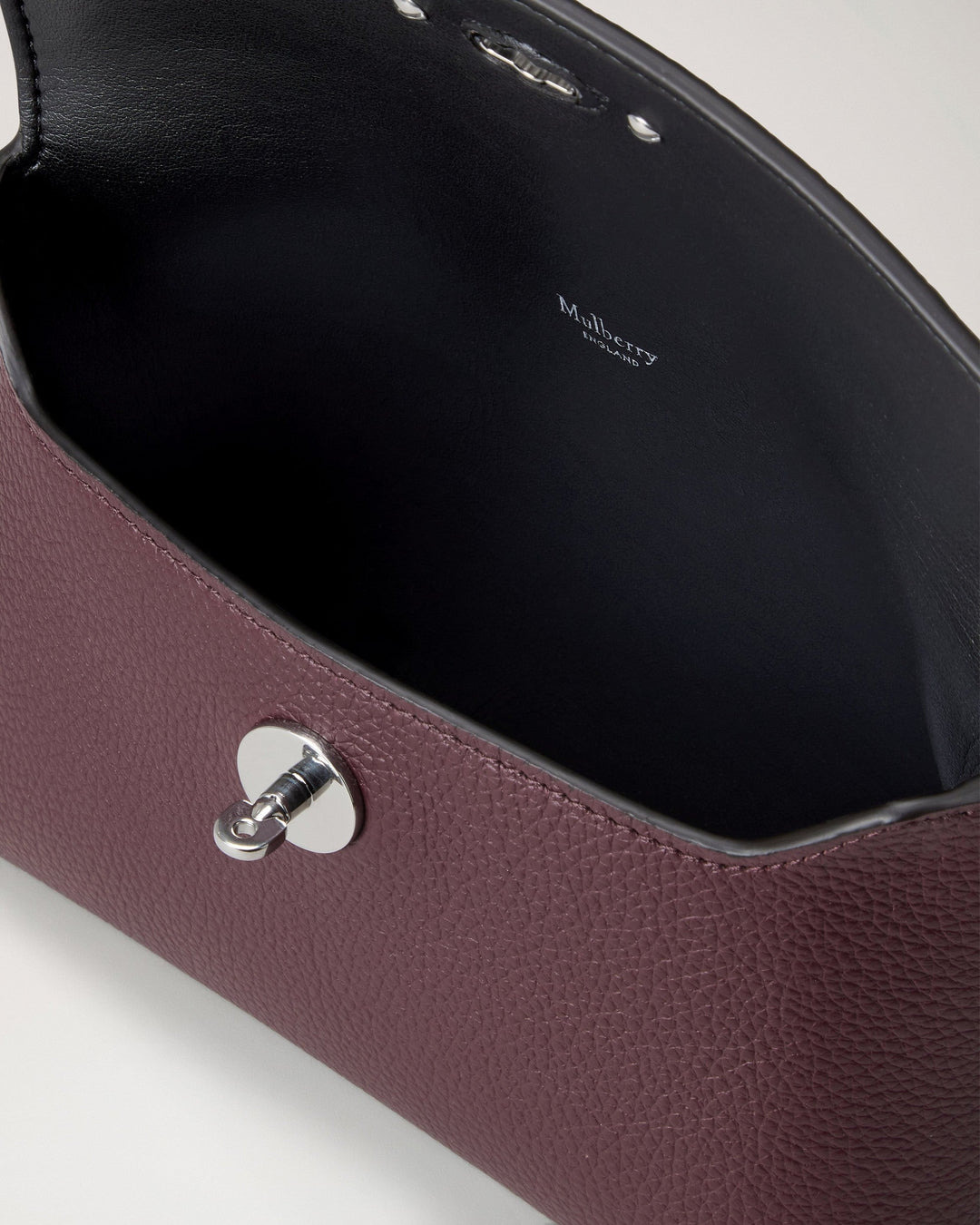 Darley Cosmetic Pouch Black Cherry Small Classic Grain - 4