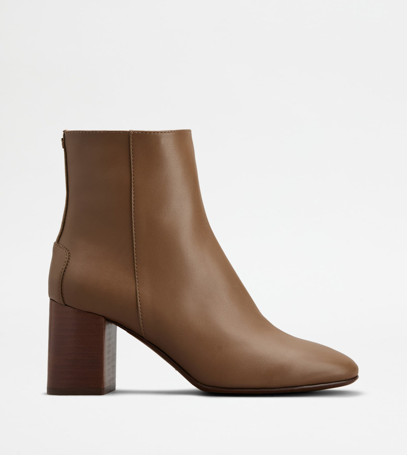 ANKLE BOOTS IN LEATHER - BROWN 1