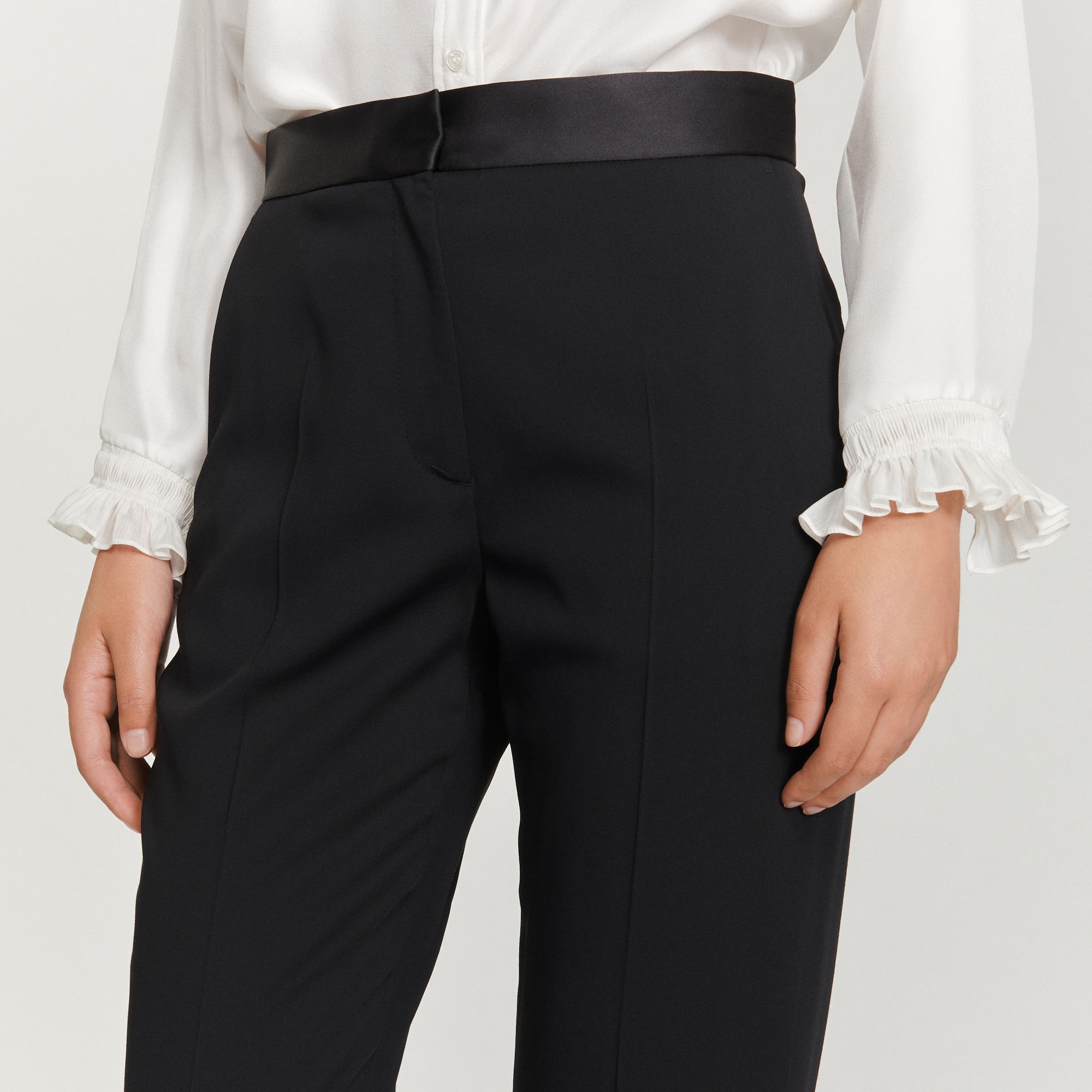 Pants with satin inset - 4